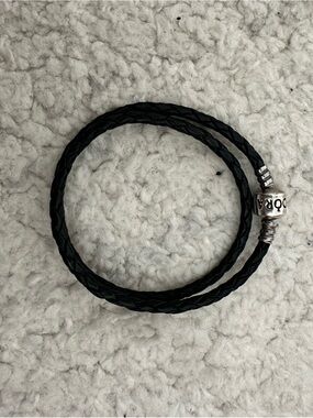 Pandora Black Braided Leather Double Wrap Bracelet like new 13.5”